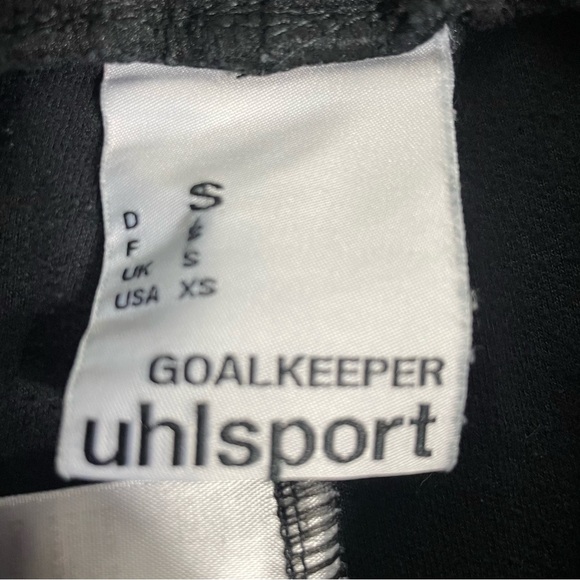 UHLSport Goalkeeper Padded Black Shorts - Picture 6 of 10